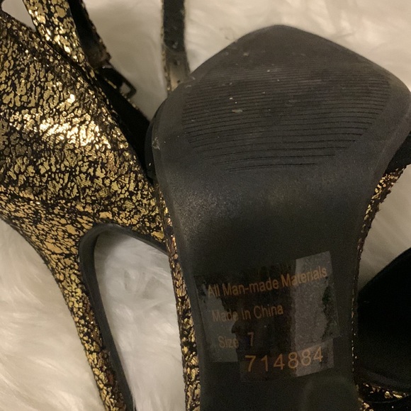 Heels - Picture 5 of 5